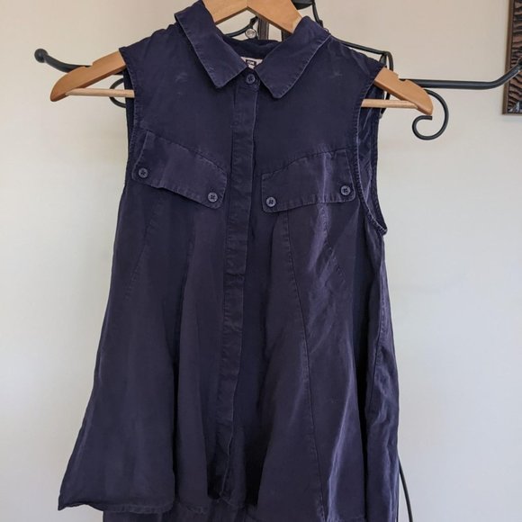 CUE Blue Relaxed-Fit Button-Up Sleeveless Blue Shirt XS $35 (RRP $80) 🕊️💛. - Picture 3 of 4